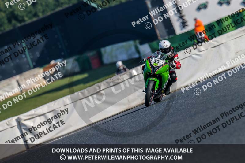 PJM Wedding Photography;enduro digital images;event digital images;eventdigitalimages;mallory park;mallory park photographs;mallory park trackday;mallory park trackday photographs;no limits trackdays;peter wileman photography;racing digital images;trackday digital images;trackday photos